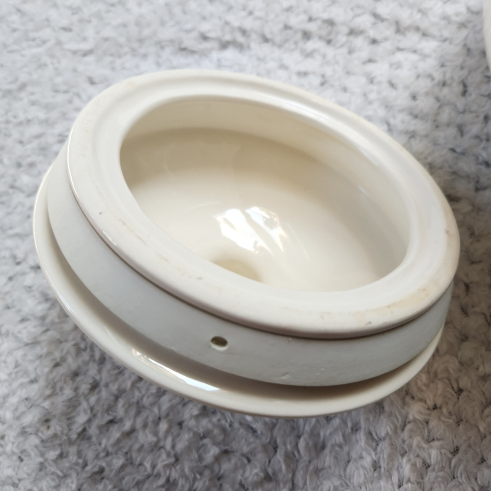 Cream Floral Ceramic Canister with Lid - Picture 9 of 11